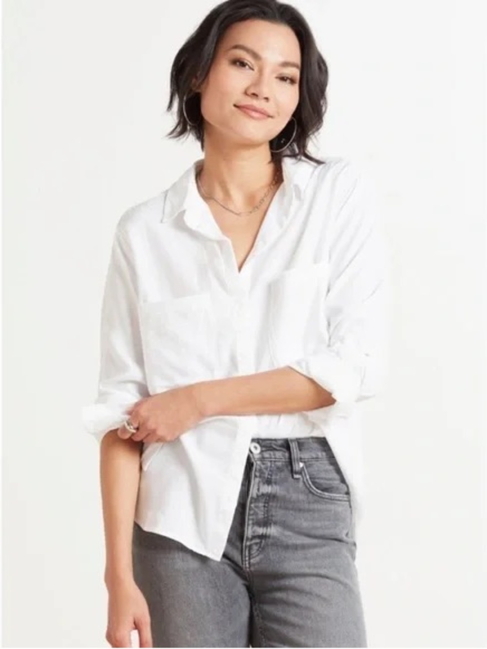 LOFT Classic White Collared Button Down Long Sleeve Shirt with 2 Front Pockets